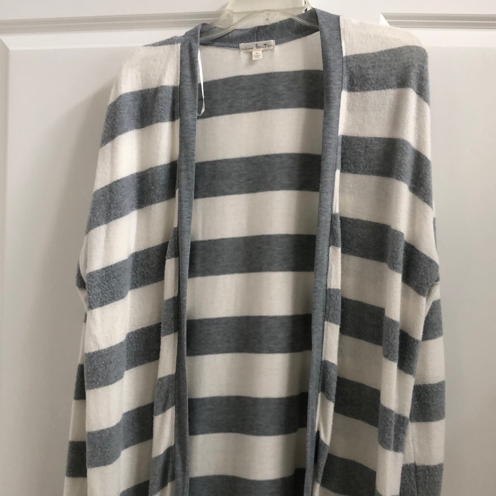 Super soft gray and white long cardigan
